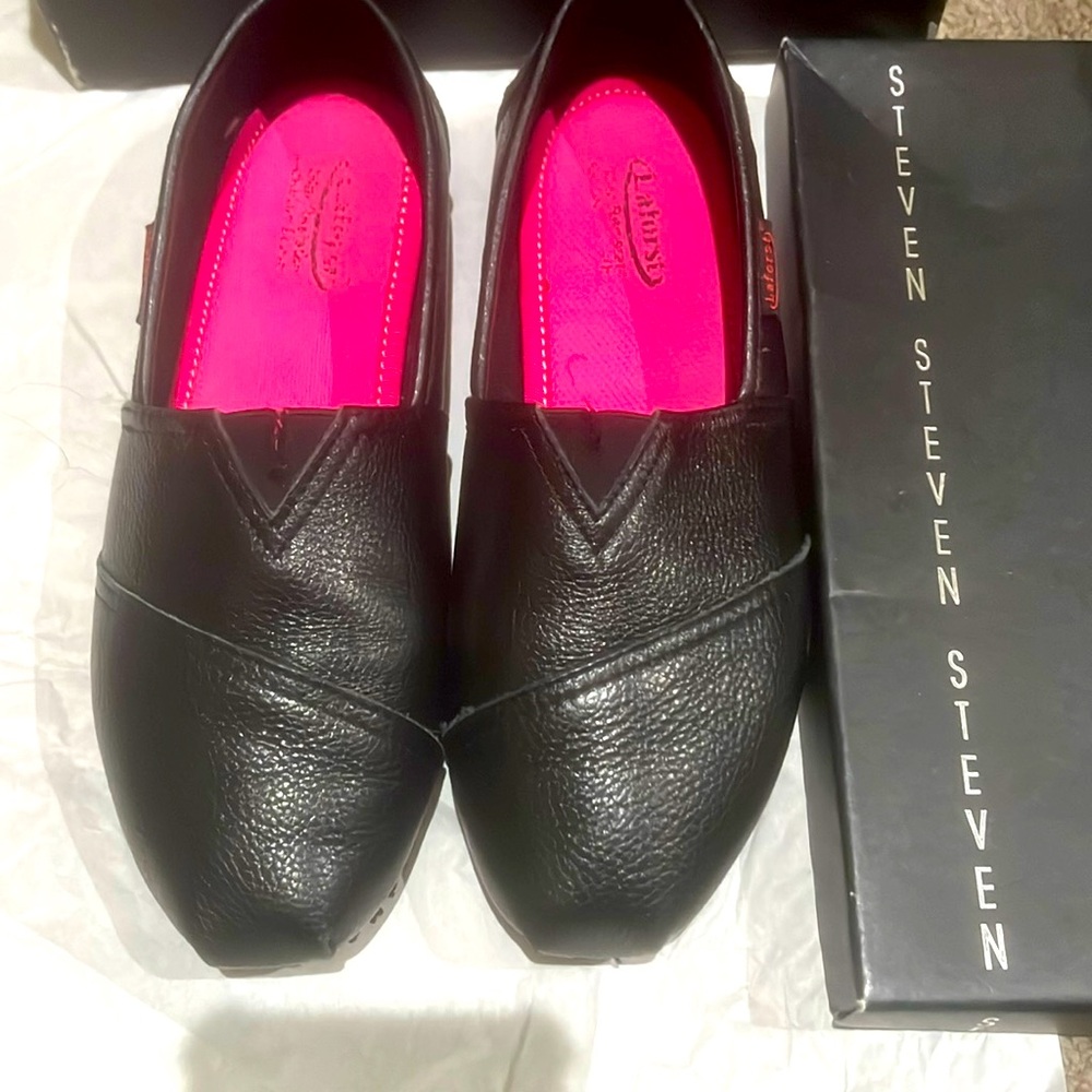 Steven by Steve Madden leather non slip work shoes